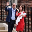 Kate Middleton se je s to gesto pred porodnišnico poklonila pokojni princesi Diani