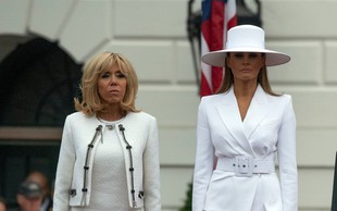 Zakaj je Melania Trump nosila velik bel klobuk?