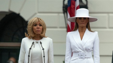 Zakaj je Melania Trump nosila velik bel klobuk?