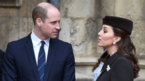 Kate Middleton in princ William ujeta v redkih intimnih trenutkih