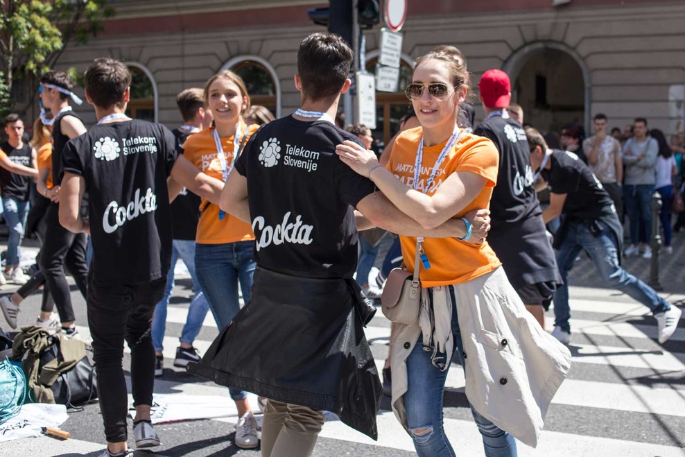 FOTOGALERIJA: Maturantska četvorka sredi prestolnice in po drugih slovenskih mestih