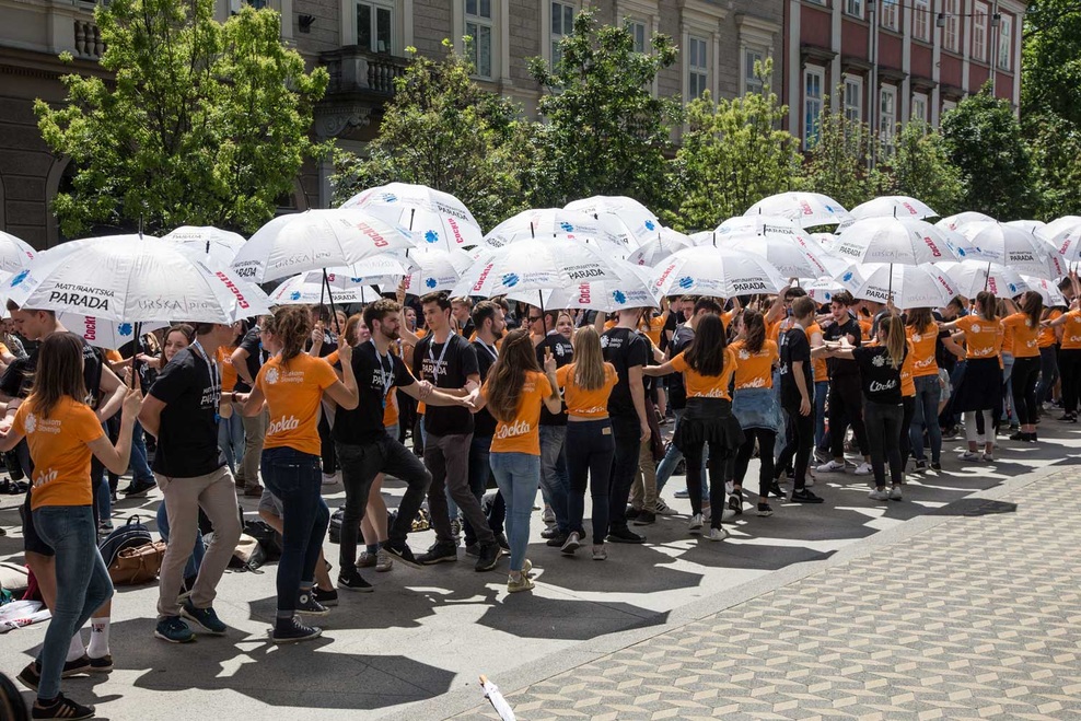 FOTOGALERIJA: Maturantska četvorka sredi prestolnice in po drugih slovenskih mestih