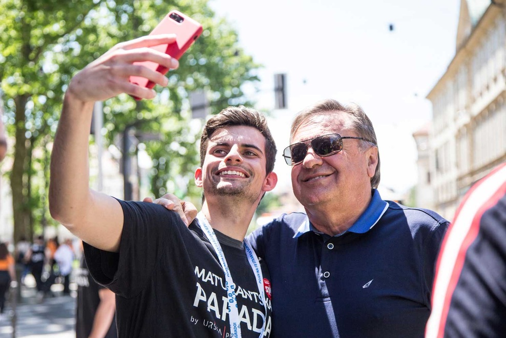 FOTOGALERIJA: Maturantska četvorka sredi prestolnice in po drugih slovenskih mestih