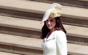 Kate Middleton na kraljevi poroki nosila obleko, ki smo jo videli že dvakrat
