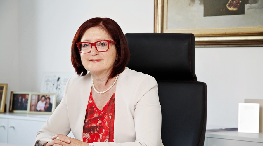 Alenka Žnidaršič Kranjc - menedžerka, mama in babica: Debela koža ni dovolj (foto: Aleksandra Saša Prelesnik)