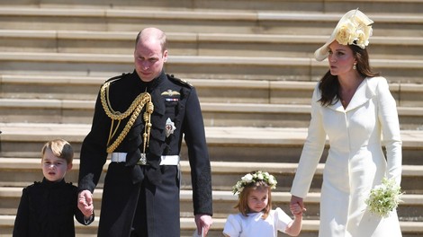 Poglejte si, kaj je princ William Kate Middleton podaril ob rojstvu malega princa