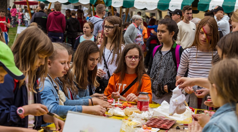 12. Mednarodni festival Igraj se z mano odhaja še v Črnomelj in v Radlje ob Dravi (foto: Piksi)