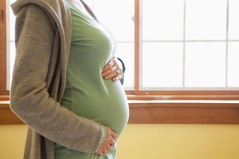 Ob svetovnem dnevu ščitnice o njenem delovanju med nosečnostjo (foto: Profimedia)