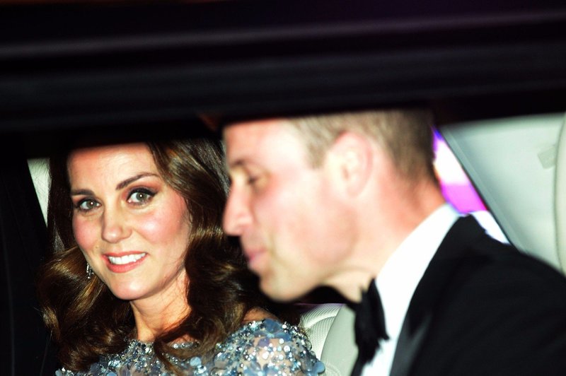 Princa Williama in Kate Middleton sta pred leti rada popila kozarček preveč (foto: Profimedia)