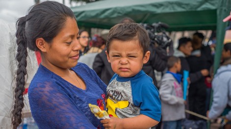 ZN obtožili ZDA resnih kršitev pravic otrok migrantov na meji