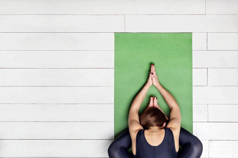 Jin joga - veščina sprostitve in način zavestnega usmerjanja pozornosti v svoje telo (foto: shutterstock)
