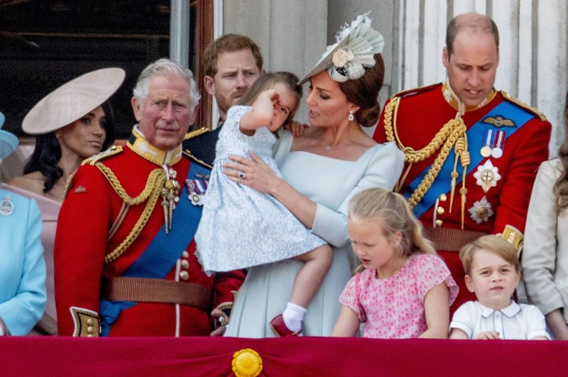 Kate Middleton z eno potezo rešila princeso Charlotte pred grdim padcem (foto: Profimedia)