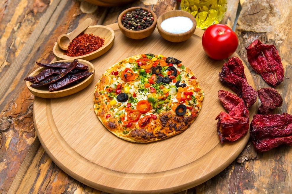 Sveže dobrote iz Italije na Pogačarjevem trgu (foto: profimedia)