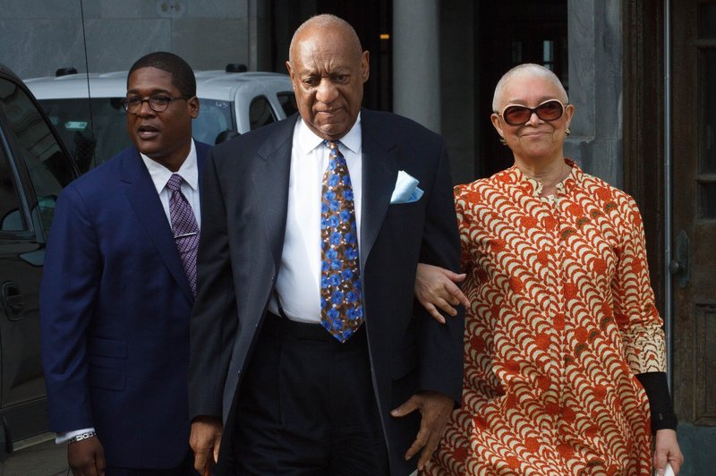 Bill Cosby je po 54 letih ostal tudi brez ljubljene soproge? (foto: Profimedia)