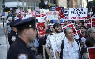 Američani množično na ulične proteste proti priseljenski politiki