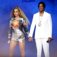 Beyonce in Jay-Z z YouTube vodenim ogledom po Louvreu, ki je že postal spletni hit!
