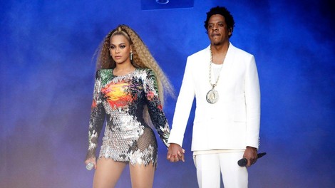 Beyonce in Jay-Z z YouTube vodenim ogledom po Louvreu, ki je že postal spletni hit!