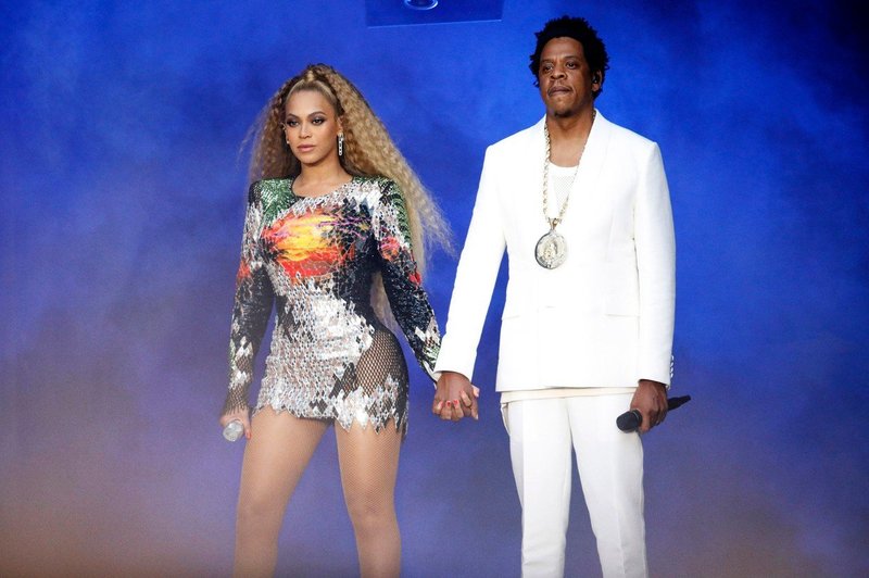 Beyonce in Jay-Z z YouTube vodenim ogledom po Louvreu, ki je že postal spletni hit! (foto: profimedia)