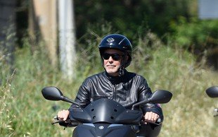 George Clooney doživel prometno nesrečo na Sardiniji