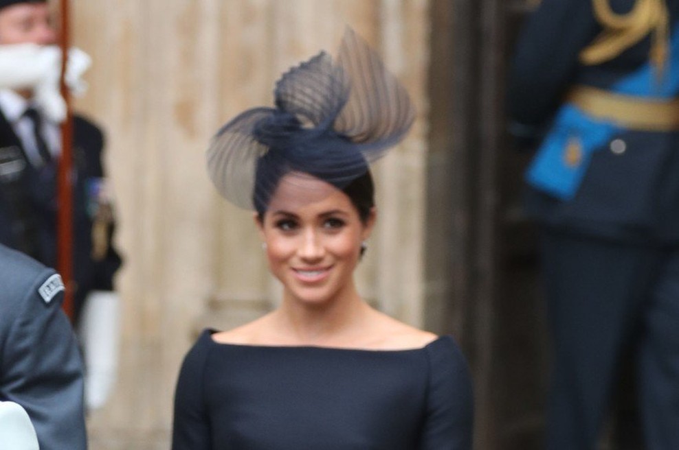 Meghan Markle tokrat nosila črno "poročno" obleko (foto: Profimedia)