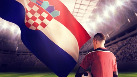 Britanski veleposlanik na Hrvaškem v kockastem vzorcu zaradi izgubljene nogometne stave!
