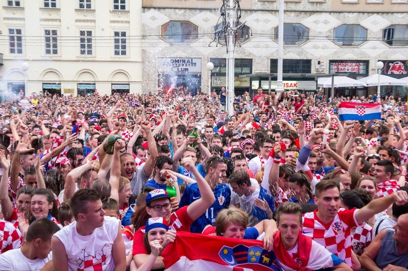 Na Hrvaškem prava eksplozija navijaškega navdušenja! (foto: Profimedia)