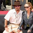 Johnny Depp je zaskrbljen zaradi sinove bolezni
