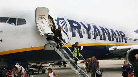Ryanair je zaradi slabosti potnikov pristal v Nemčiji namesto v Zadru