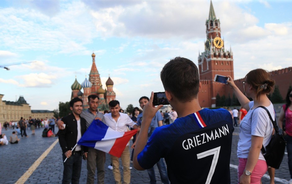 Kdo bo dvignil zmagovalni pokal: Hrvaška prvič ali Francija drugič? (foto: profimedia)