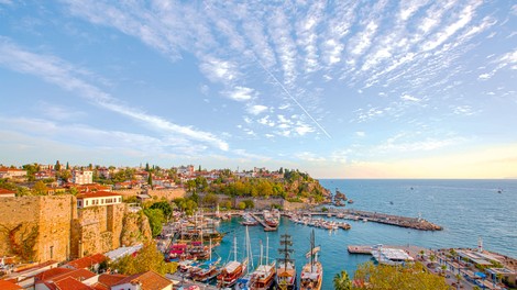 Antalya –  mesto sonca, morja  in zgodovine