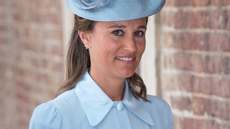 Pippa Middleton nosila plašč, ki še kako spominja na tistega, ki smo ga videli pri Meghan Markle