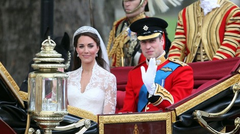 Kate Middleton in princ William na poročno noč kršila kraljeva pravila
