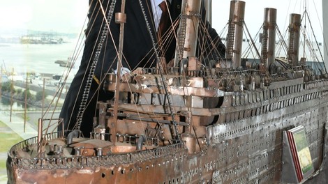 Cameron se pridružuje iniciativi za odkup predmetov s Titanika