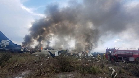 Mehika: V letalski nesreči 49 ranjenih
