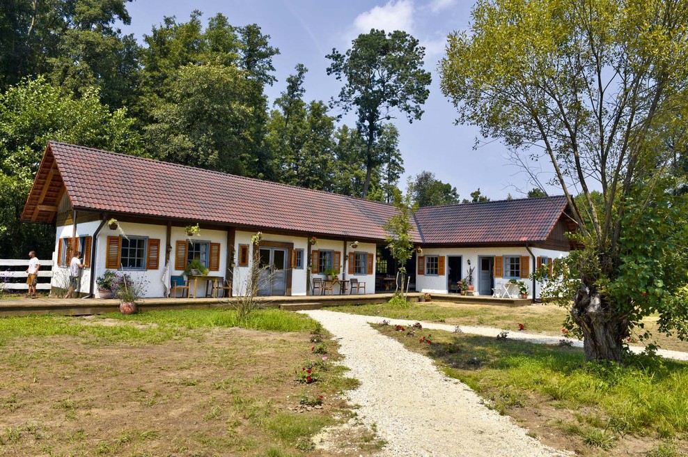 Kandidate šova Kmetija čaka nepozabno razkošje - moderna in še luksuzna kmetija (foto: Igor Zaplatil)