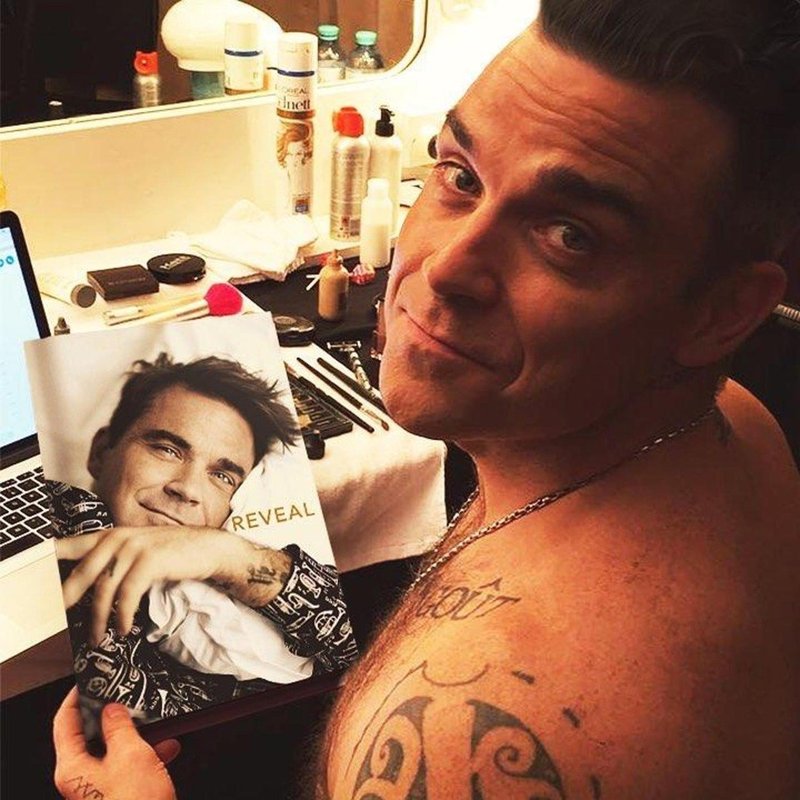 Robbie Williams v brutalno iskreni biografiji Odkrito: »Prečkal sem obzorje, pa sem še vedno tu!« (foto: profimedia)