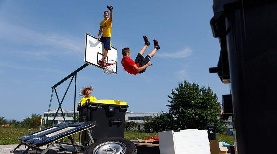 Video: Dunking Devils namesto žog zabijali smeti (foto: Miha Godnič)