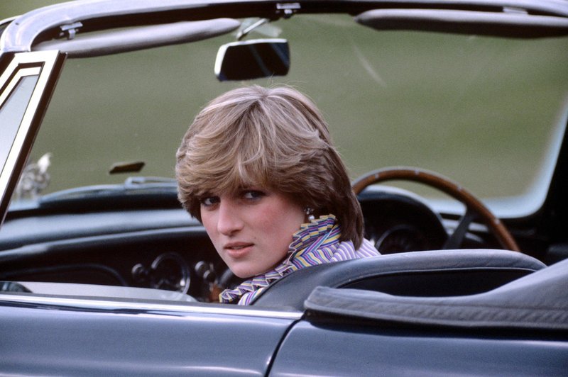 Princ William je bil močno vznemirjen zaradi spotakljivih fotografij princese Diane (foto: Profimedia)