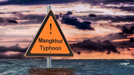 Filipine je zajel silovit tajfun Mangkhut, sunki vetra dosegajo hitrostjo kar 330 kilometrov na uro