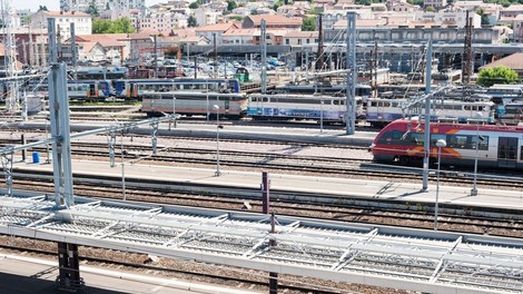 Pri francoskih železnicah razvijajo sistem vožnje brez strojevodij, nova tehnologija naj bi zaživela v nekaj letih