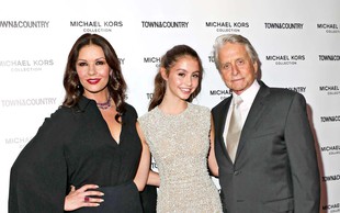 Catherine Zeta Jones in Michael Douglas sta ponosna na 15-letno hčerko