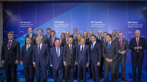 FOTO: Opala! Janša v družbi evropskih premierjev in predsednikov! Kje pa je Šarec?!