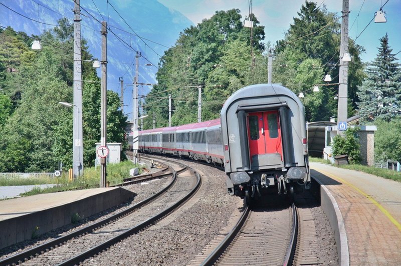 Slovenci krepko zaostajamo za članicami EU, ko gre za prevožene kilometre z vlakom (foto: profimedia)