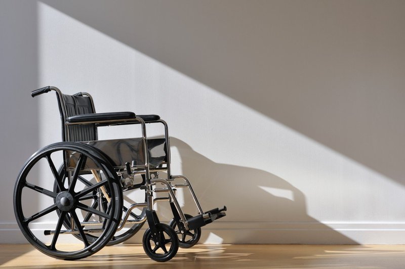 V ZDA s pomočjo električnih stimulacij vstali z vozička še štirje paralizirani invalidi (foto: profimedia)