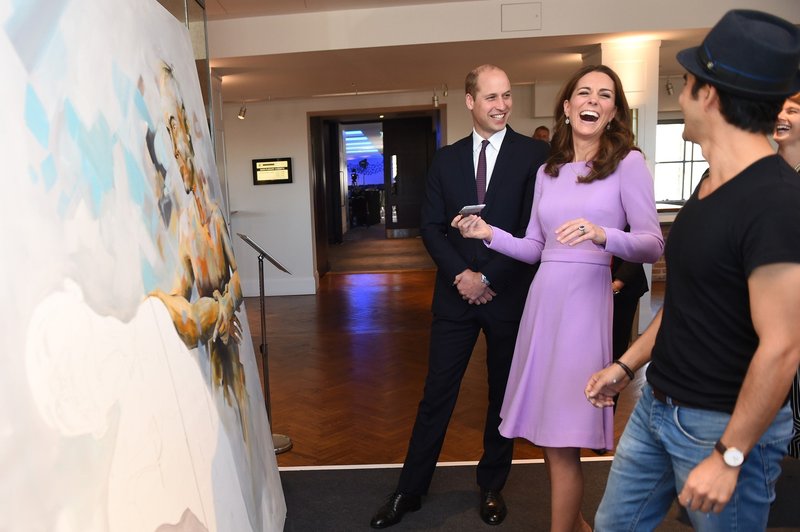Poglejte si, kako se je princ William šalil na račun Kate Middleton (foto: Profimedia)