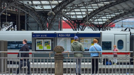 Policisti v  Kölnu rešili dramo s talci