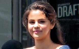 Selena Gomez v bolnišnici zaradi psihičnega zloma