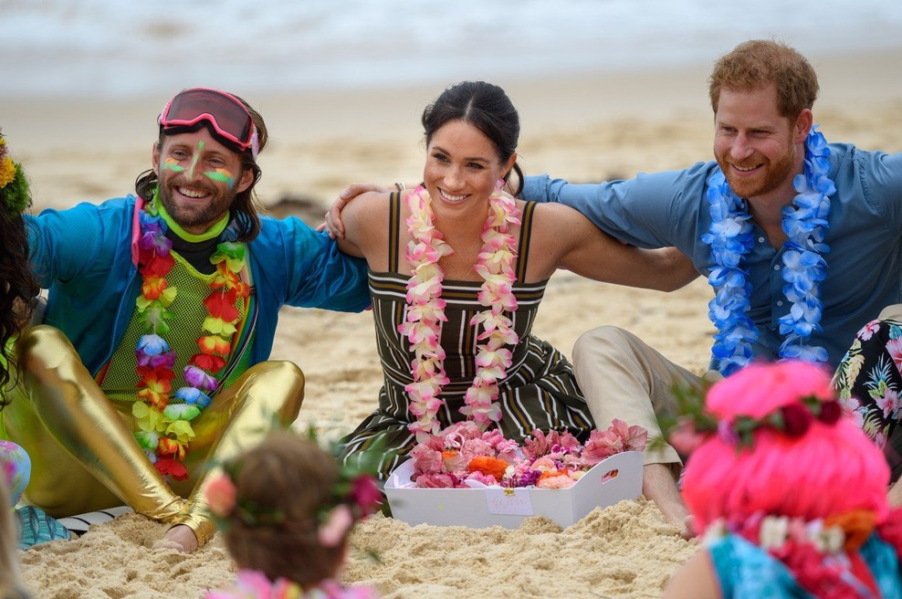 Meghan se je očitno poslovila od visokih petk - več ji pomeni udobje v balerinkah! (foto: Profimedia)