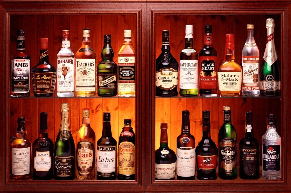 Kakšno alkoholno pijačo si najraje privoščite glede na horoskopski znak? Preverite v "alkoskopu" (foto: Profimedia)