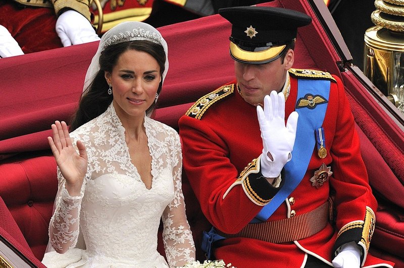 Kate Middleton se je za svojo poroko kar sama naličila (foto: Profimedia)